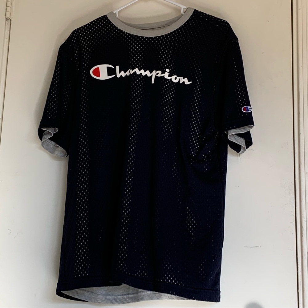 Champion shirt/jersey